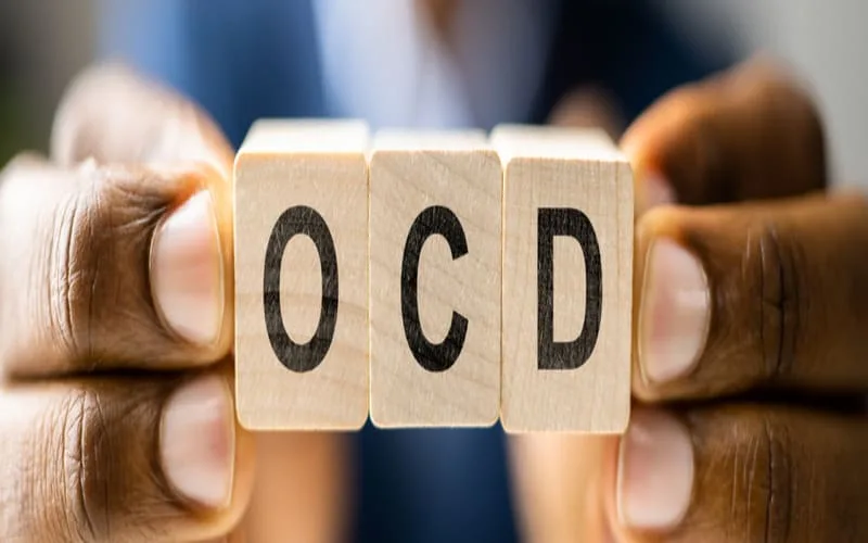 ocd la benh gi hoi chung roi loan am anh cuong che nhu the nao