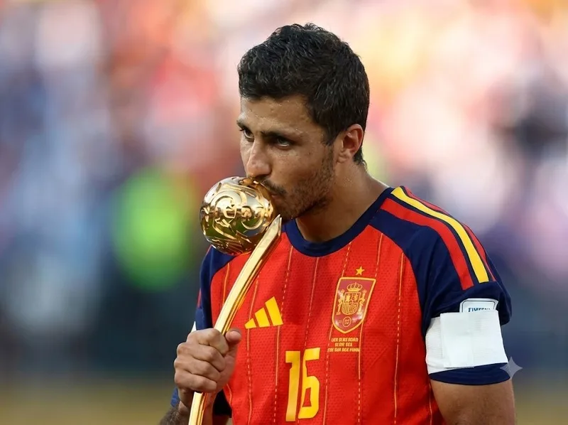 Rodri trở thành cái tên được nhắc đến sau màn trình diễn nổi bật trong hành trình chinh phục World Cup 2026.